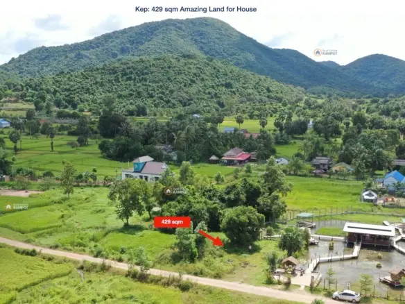 Kep: Stunning place at the foot of Kep National Park