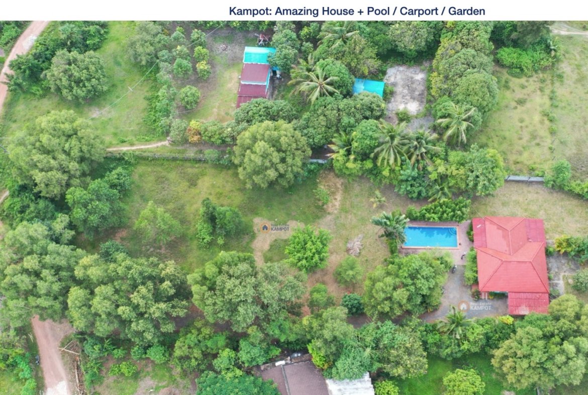 Kampot: Amazing House + Pool / Carport / Garden