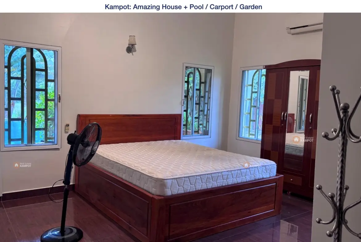 Kampot: Amazing House + Pool / Carport / Garden