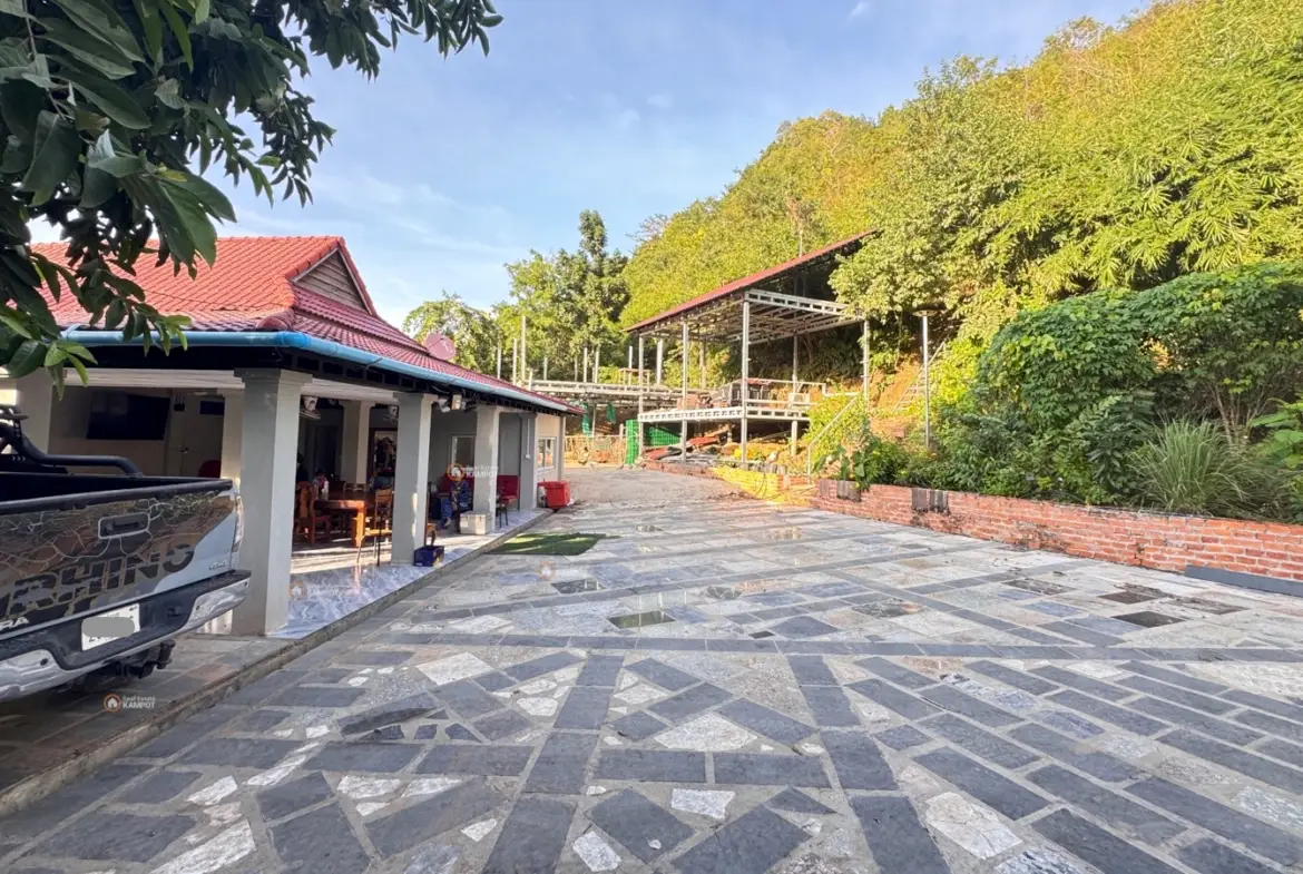 Kampot - white mountain 6.500 sqm