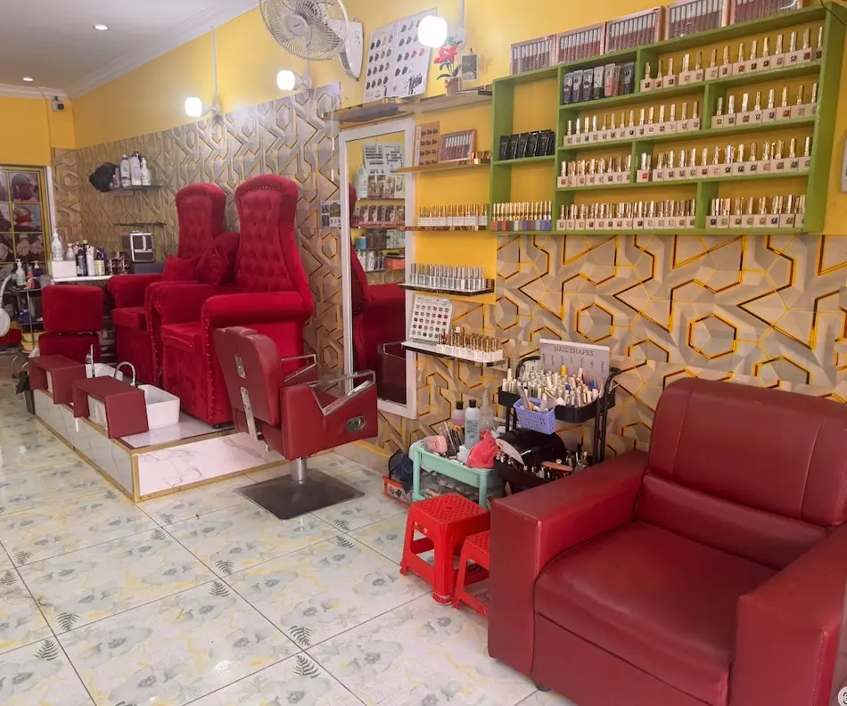 Hair & Nail Salon for Sale – Kampot