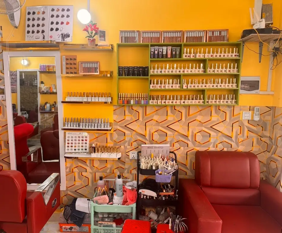 Hair & Nail Salon for Sale – Kampot