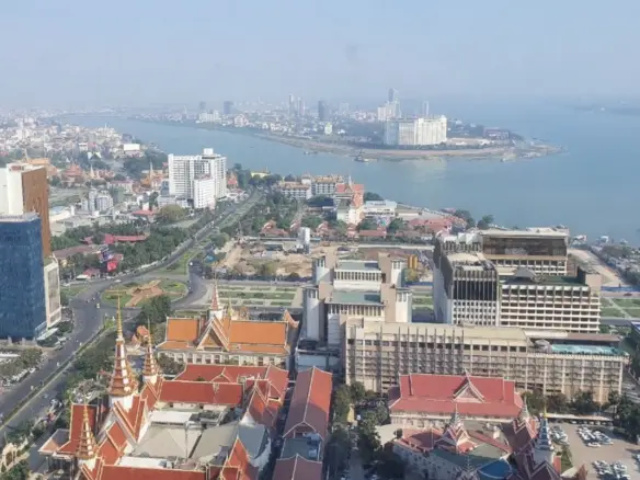 High-Luxury Duplex Penthouse – Top Floor Corner Unit The Bridge Residence