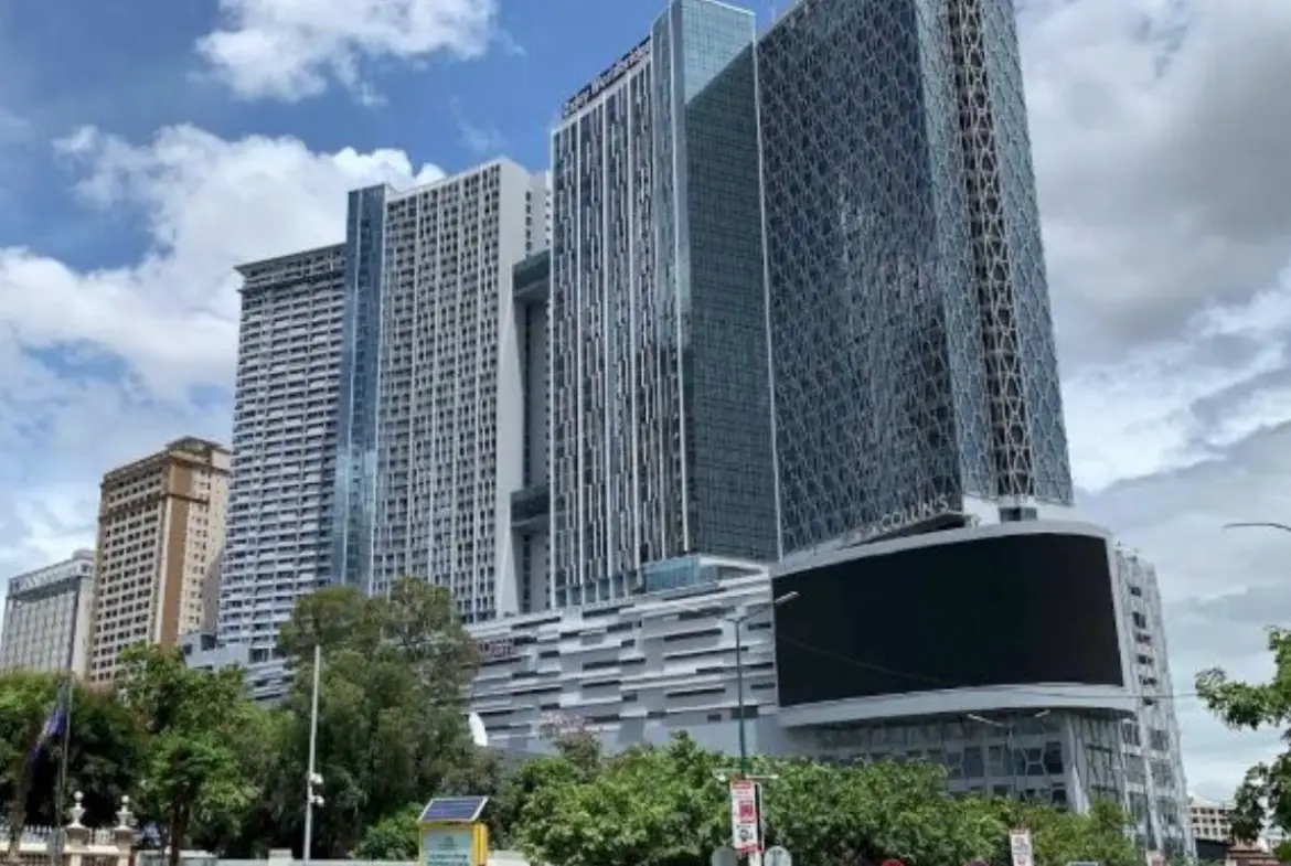 High-Luxury Duplex Penthouse – Top Floor Corner Unit The Bridge Residence