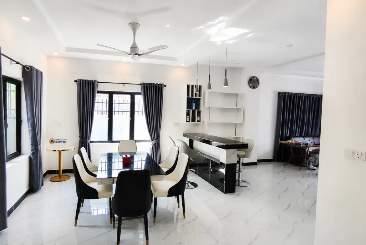 Dream Home in Kampot’s Prime Location