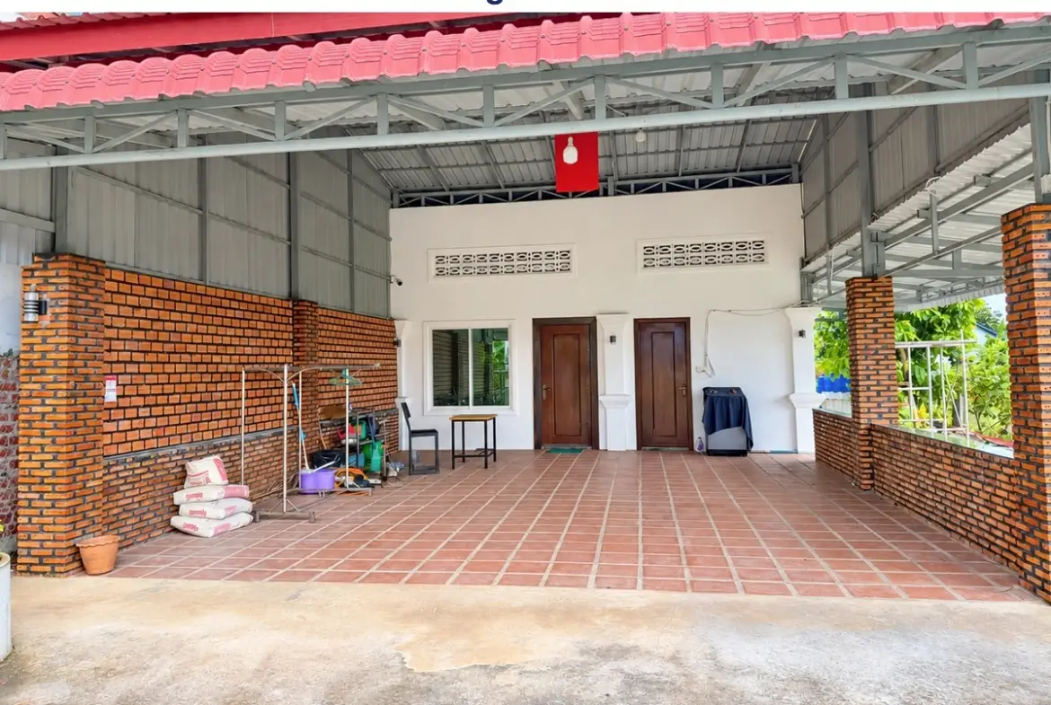 Beautiful House in Kampot City – Quiet Location, Huge Terrace & Rice Field Views